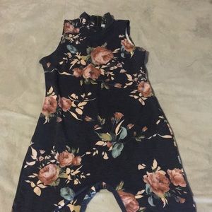 Floral, zip-back romper